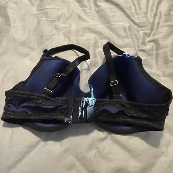 2 size 38D modern movement bras, 1 NWOT, 1 EUC - Picture 4 of 9